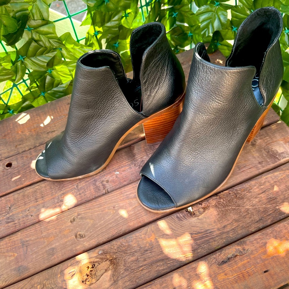 Sole Society leather shoes size 8M